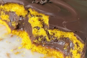 Receita de Bolo de Cenoura com Recheio de Chocolate: Irresistível e Fofinho